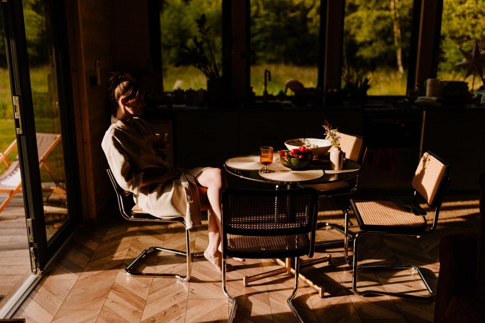 Lashouse - Nowoczesna Stodola Z Widokiem Na Las Bronkow Bagian luar foto